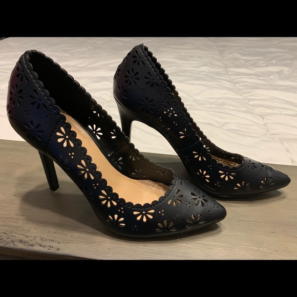 LC Lauren Conrad Shoes - Lauren Conrad floral cut out heels
